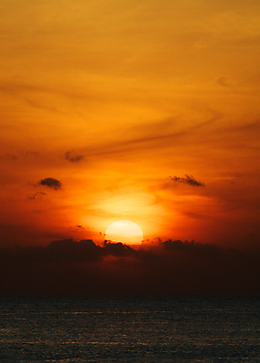포토 JPG 해외이미지 구름 물결 모래 파도 바다 섬 오렌지 자연 하늘 사람없음 야외 물 컬러풀 햇빛 태양 갈색 일출 일몰 황금 인도양 잔물결 정물화 해외202004 해외포토 자연요소 컬러 과일 노을 그림 생태계 파일형식 이미지허브