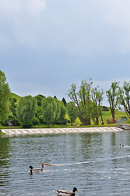 포토 JPG 해외이미지 나무 구름 공원 호수 여행 백그라운드 잎 자연 벽지 하늘 낚시 휴가 휴식 산 파노라마 풍경 사람없음 야외 목재 초록색 물 여름 파란색 강 햇빛 반사 환경 맑음 봄 연못 분위기 숲 홍수 당구 각도 내추럴 수평선 해외202004 해외포토 자연요소 식물 계절 공공시설 컬러 컨셉 재료 레저 날씨 촬영기법 태양 구기 자연재해 생태계 파일형식 이미지허브