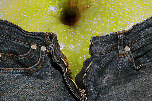 포토 JPG 해외이미지 모양 식물 옷 음식 컨셉 밭 다이어트 과일 재료 바지 건강 사람없음 가로 초록색 운동 식사 청바지 사과 상품 국회 내추럴 돌봄 식용 해외202004 해외포토 컬러 농업 모션 하의 파일형식 이미지허브