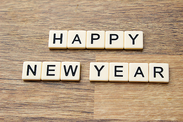 포토 JPG 해외이미지 알파벳 텍스트 새해 사람없음 목재 단어 메시지 편지 연도 타일 해외202004 해외포토 나무 문자 영어 재료 파일형식 이미지허브