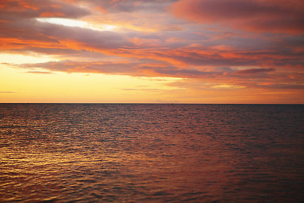 포토 JPG 해외이미지 구름 바다 오렌지 하늘 아침 사람없음 물 컬러풀 일몰 프랑스 속도 해외202004 해외포토 주간 자연요소 유럽 컬러 과일 노을 파일형식 이미지허브