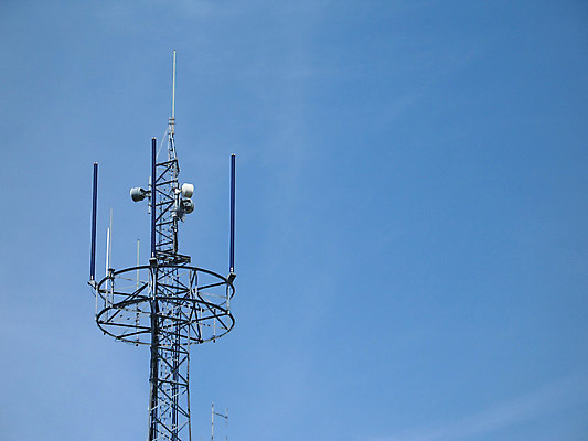 포토 JPG 해외이미지 식기 접시 산업 통신 하늘 사람없음 세로 파란색 탑 금속 인공위성 큼 해외202004 해외포토 건축물 컬러 재질 크기 파일형식 이미지허브