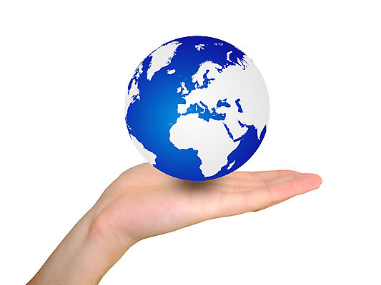 포토 JPG 해외이미지 손 지구 백그라운드 컨셉 지도 비즈니스 공 손가락 자연 손바닥 사랑 안전 사람 사람없음 초록색 물 파란색 세계 글로벌 지구본 평화 환경 검은색 웹 희망 재활용 행성 흰색 잡기 보호 심볼 사인 에코 생태계 보안 고립 돌봄 생태학 여의주 해외202004 해외포토 자연요소 교육 감정 컬러 인터넷 모션 신체부위 우주 친환경 파일형식 이미지허브