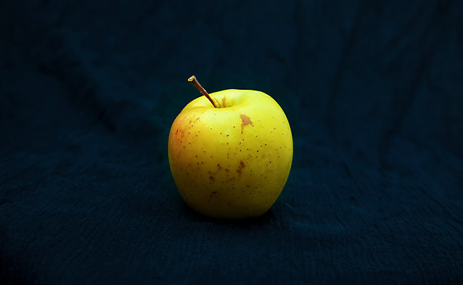 포토 JPG 해외이미지 1 라이프스타일 음식 백그라운드 잎 다이어트 과일 자연 디저트 건강 그림자 사람없음 세로 초록색 물 빛 반사 우주 검은색 식사 어둠 주스 물방울 신선 달콤 사과 작음 큼 먹기 순수 오브젝트 싱글 유기농 질감 내추럴 점심식사 고립 채식주의자 해외202004 해외포토 자연요소 식물 웰빙 음료 컬러 컨셉 모션 생활 맛 크기 생태계 채식 파일형식 이미지허브