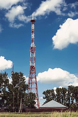 포토 JPG 해외이미지 구름 계절 백그라운드 통신 자연 하늘 모바일 날씨 세포 안테나 풍경 사람없음 야외 여름 파란색 글로벌 우주 환경 텔레비전 장비 흰색 네트워크 분위기 역 무선전화기 라디오 신호 방송 전염 천국 내추럴 오존 해외202004 해외포토 자연요소 컬러 컨셉 교통시설 전자제품 질병 전화기 생태계 감염 파일형식 이미지허브