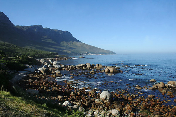 포토 JPG 해외이미지 파도 바다 여행 자연 하늘 바람 풍경 사람없음 야외 물 파란색 일출 어둠 일몰 거품 조약돌 위험 당구 분무기 암초 폭풍 남아프리카 케이프타운 수평선 해외202004 해외포토 자연요소 컬러 컨셉 아프리카 날씨 구기 노을 돌_바위 생태계 남아프리카공화국 파일형식 이미지허브