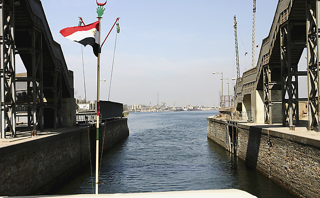 포토 JPG 해외이미지 이집트 사람없음 물 강 보트 해외202004 해외포토 자연요소 배_교통 아프리카 파일형식 이미지허브