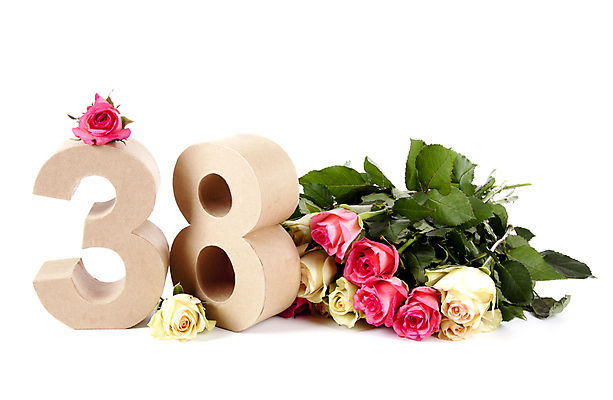 포토 JPG 해외이미지 식물 기념일 꽃 행복 종이 분홍색 꽃다발 컨셉 잎 자연 휴가 기념 사람없음 장식 빨간색 초록색 숫자 장미 벚꽃 축하 생일 8 심볼 사인 흰배경 열정 해외202004 해외포토 문자 감정 컬러 백그라운드 이벤트 흰색 생태계 파일형식 이미지허브