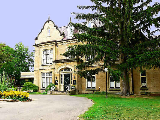 포토 JPG 해외이미지 나무 디자인 외관 공원 건축양식 창문 풍경 사람없음 야외 건물 정원 골동품 바위 역사 재산 우아함 큼 대학교 솜씨 옛날 진짜 해외202004 해외포토 식물 건축물 공공시설 건축 컨셉 학교 금융 돌_바위 크기 파일형식 이미지허브