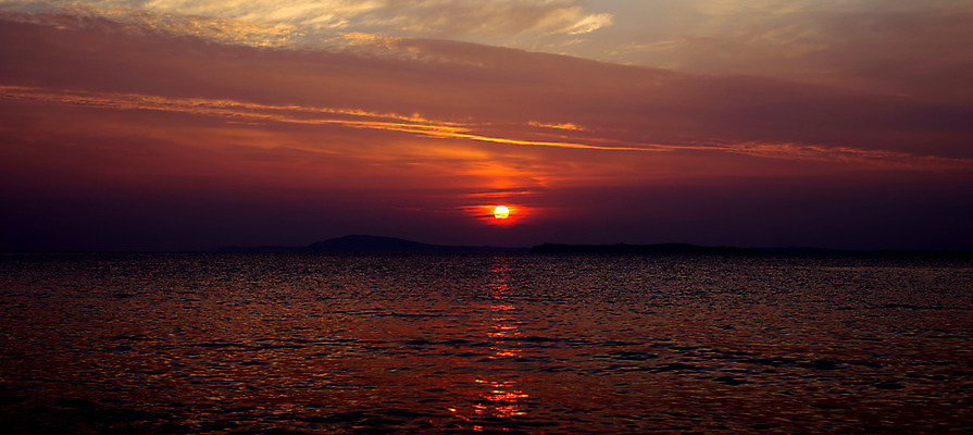 포토 JPG 해외이미지 구름 계절 파도 바다 오렌지 자연 하늘 사람없음 빨간색 물 여름 파란색 강 컬러풀 햇빛 태양 반사 노란색 평화 일출 일몰 새벽 서핑 황금 소프트포커스 아일랜드 잔물결 파라다이스 수평선 해외202004 해외포토 자연요소 유럽 물결 컬러 컨셉 과일 촬영기법 노을 수상스포츠 생태계 파일형식 이미지허브