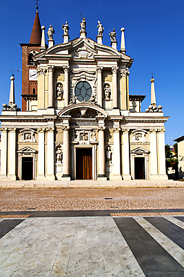 포토 JPG 해외이미지 식물 유럽 기독교 종교 문화 벽 조각 여행 십자가 건축양식 하늘 벽돌 주택 자물쇠 그림자 사람없음 목재 교회 문 금속 이탈리아 궁전 바위 기둥 도시 그리기 역사 보행로 철 부식 시계탑 모자이크 종탑 단계 천연기념물 놋쇠 밀라노 옛날 절개 철강 화창 해외202004 해외포토 나무 건축 나라 길 고건축 재료 종교건축 모션 재질 날씨 건물 탑 돌_바위 파일형식 이미지허브