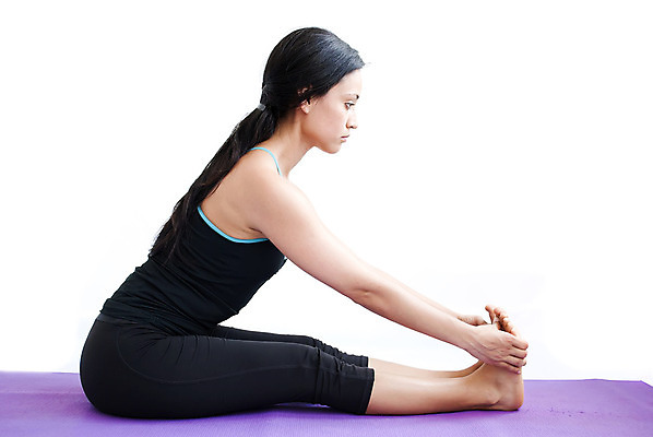 포토 JPG 해외이미지 라이프스타일 웰빙 여자 행복 스포츠 포즈 백그라운드 신체 요가 휴식 갈색머리 건강 연꽃 한명 앉기 성인 운동 보라색 힘 매트 흰색 날씬함 집중 연습 명상 위치 히스패닉 고립 아사나자세 해외202004 해외포토 1 헤어스타일 꽃 감정 컬러 컨셉 모션 사람 생활 요가자세 몸매 파일형식 이미지허브