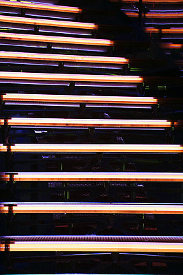 포토 JPG 해외이미지 디자인 산업 패턴 건축양식 난간 모션 유리 바닥 주택 숙이기 들기 사람없음 내부 건물 초록색 빛 갈색 계단 산책 최고 업무 투명 우아함 오르기 바둑 단계 방법 철강 철책 판유리 해외202004 해외포토 건축물 건축 컬러 포즈 컨셉 무늬 재질 놀이 휴식 작업 파일형식 이미지허브