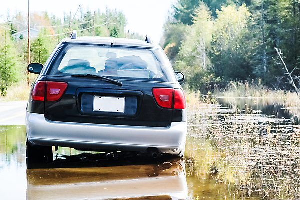 포토 JPG 해외이미지 계절 도로 여행 교통시설 자동차 날씨 거리 스트레스 안전 사람 사람없음 물 여름 봄 블록 운전 젖음 긴급 도시 바퀴 구멍 주차 아스팔트 잼 홍수 보안 타이어 웅덩이 문제 보험 나쁜 그만 요금 자동 해외202004 해외포토 자연요소 길 육상교통 교통 모션 소스_음식 자연재해 시설 파일형식 이미지허브