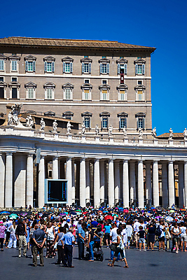 포토 JPG 해외이미지 기독교 여행 사람없음 성당 교회 이탈리아 천주교 발코니 기도 로마 강의 집중 일요일 바실리카 해외202004 사도궁 해외포토 유럽 종교 컨셉 종교건축 건물 궁전 요일 바티칸 파일형식 이미지허브