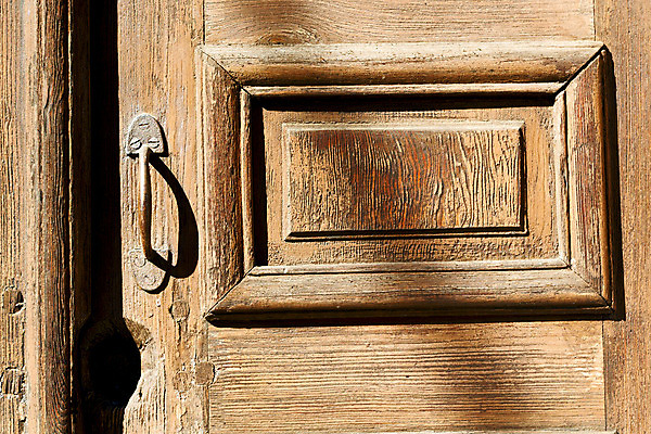 포토 JPG 해외이미지 디자인 외관 벽 백그라운드 패턴 오렌지 건축양식 창문 주택 프레임 손잡이 미술 사람없음 건물 목재 장식 여름 갈색 노란색 문 검은색 페인트 이탈리아 회색 골동품 흰색 철 묘사 질감 잠금 보안 벽돌담 고립 옛날 하드웨어 해외202004 해외포토 나무 건축물 계절 건축 유럽 컬러 무늬 과일 재료 문화예술 벽돌 안전 담장 컴퓨터 파일형식 이미지허브