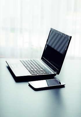 포토 JPG 해외이미지 백그라운드 인터넷 비즈니스 부분 버튼 열쇠 모바일 사람없음 노트북 컴퓨터 터치패드 글로벌 사무실 알약 디지털 스크린 공책 웹 장비 공구 키보드 업무 네트워크 연결 휴대용 USB 무선전화기 책상 전자 시스템 패드 프로세서 해외202004 해외포토 가구 문구용품 전자제품 약 도구 작업 전화기 오브젝트 파일형식 이미지허브