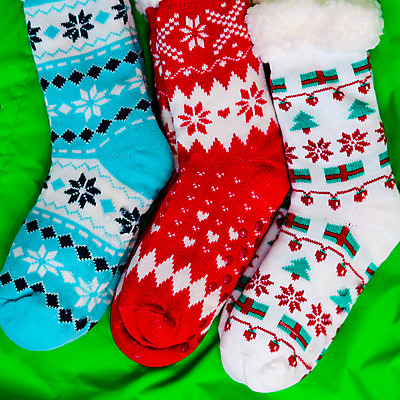 포토 JPG 해외이미지 장갑 겨울 양말 따뜻함 사람없음 줄무늬 쌍 오브젝트 니트 해외202004 손모아장갑 해외포토 잡화 계절 상의 무늬 파일형식 이미지허브