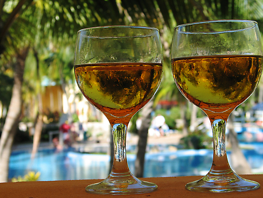 포토 JPG 해외이미지 주간 음료 여행 유리 호텔 휴가 휴식 맥주 사람없음 초록색 파란색 햇빛 반사 와인 식사 어둠 봄 거품 젖음 촉촉함 추위 물방울 신선 황금 가장자리 떨어짐 당구 상쾌 보리 점심식사 단절 양조 이국적 파라다이스 해외202004 해외포토 자연요소 계절 감정 컬러 컨셉 재질 숙소 곡류 주류 태양 구기 둘레 파일형식 이미지허브