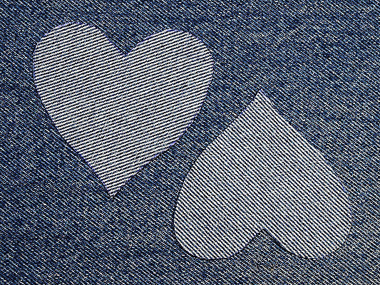 포토 JPG 해외이미지 옷 감정 백그라운드 패턴 일러스트 관계 발렌타인데이 사랑 사람없음 가로 파란색 유행 희망 청바지 하트 직물 면 질감 해외202004 해외포토 모양 컬러 무늬 바지 데이이벤트 파일형식 이미지허브