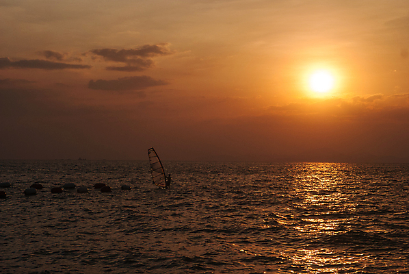 포토 JPG 해외이미지 아시아 바다 분홍색 오렌지 파타야 태국 하늘 바람 사람없음 물 일몰 서핑 해외202004 해외포토 자연요소 나라 컬러 과일 날씨 노을 수상스포츠 파일형식 이미지허브