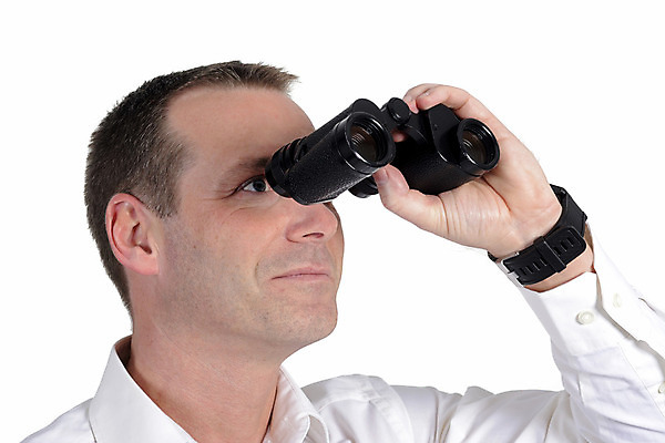 포토 JPG 해외이미지 손 응시 여유 비즈니스 미래 한명 미소 쌍안경 흰색 잡기 비즈니스맨 확대 목표 엿보기 분석 확인 호기심 경영자 비전 탐정 발견 경보 고립 스파이 제어 해외202004 해외포토 1 시선 남자 감정 컬러 컨셉 모션 표정 사람 신체부위 망원경 직장인 리더 파일형식 이미지허브