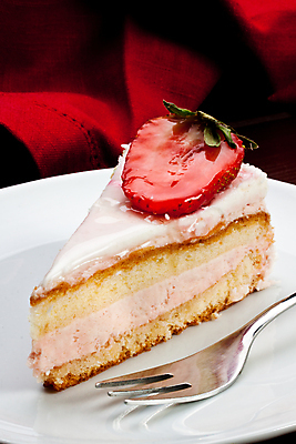 포토 JPG 해외이미지 접시 열매 음식 조각 과일 딸기 디저트 치즈 사람없음 빨간색 케이크 식당 빵집 신선 달콤 먹기 크림 무스 페스츄리 핸드메이드 해외202004 해외포토 식물 식기 빵 컬러 모션 유제품 상점 맛 파일형식 이미지허브