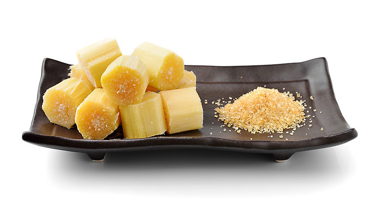 포토 JPG 해외이미지 접시 식재료 실내 사람없음 쌓기 조미료 달콤 설탕 흰배경 사탕수수 해외202004 해외포토 식물 식기 백그라운드 모션 내부 흰색 맛 향미료 파일형식 이미지허브