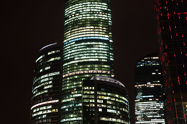 포토 JPG 해외이미지 야경 사람없음 야외 건물 도시풍경 고층빌딩 도시 도심 러시아 모스크바 해외202004 해외포토 건축물 유럽 풍경 빌딩 야간 파일형식 풍경_경치 이미지허브