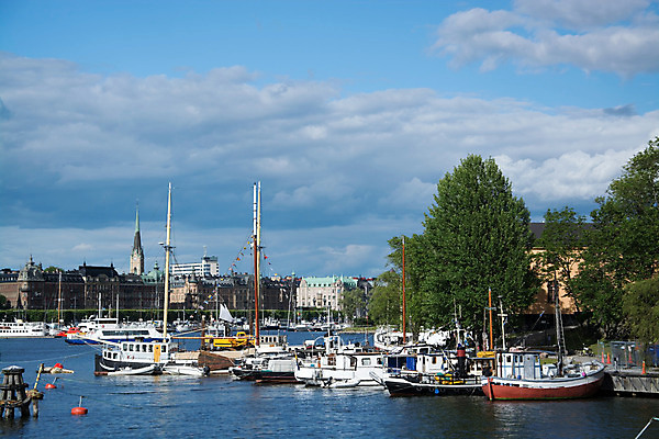 포토 JPG 해외이미지 건축양식 주택 스웨덴 사람없음 건물 물 항구 도시 보트 센터 역사 그림 함선 타운 구시가지 스칸디나비아 스톡홀름 옛날 해외202004 해외포토 자연요소 건축물 건축 배_교통 교통시설 북유럽 파일형식 이미지허브