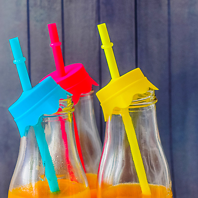 포토 JPG 해외이미지 과학 오렌지 유리 휴식 건강 실험 사람없음 빨간색 초록색 여름 파란색 컬러풀 약 노란색 주스 봄 기쁨 장비 흰색 칵테일 바 액체 실험실 플라스틱 밀짚 번 화학물질 해외202004 해외포토 계절 감정 음료 빵 컬러 컨셉 과일 의학 재질 주류 화학 짚 파일형식 이미지허브