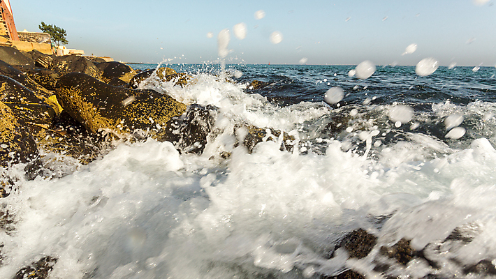 포토 JPG 해외이미지 파도 바다 여행 아프리카 자연 하늘 풍경 사람없음 물 파란색 바위 장면 암초 대서양 해외202004 해외포토 자연요소 나라 컬러 돌_바위 생태계 파일형식 이미지허브