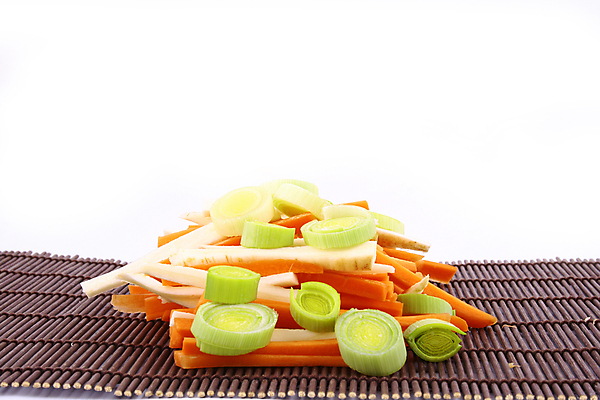 포토 JPG 해외이미지 접시 음식 다이어트 채소 오렌지 오이 건강 요리 사람없음 초록색 주방 정원 식사 저녁식사 당근 샐러드 흰색 신선 고명 닫기 자르기 먹기 준비 유기농 날것 슬라이스 후추 성분 내추럴 점심식사 섞기 영양분 채식주의자 개조 해외202004 해외포토 식기 웰빙 컬러 과일 모션 뿌리채소 향신료 채식 파일형식 이미지허브