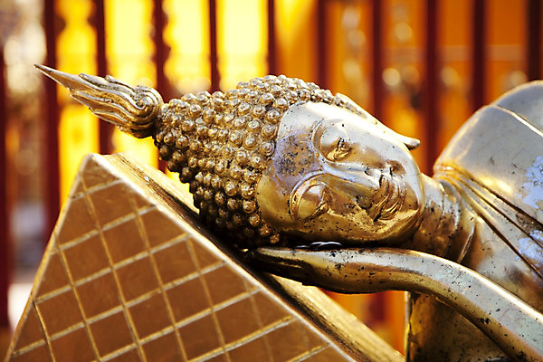 포토 JPG 해외이미지 아시아 종교 얼굴 선 불교 태국 휴식 사람없음 옆모습 조각상 머리 평화 잠 사찰 황금 명상 거짓말 숭배 해외202004 해외포토 나라 뷰포인트 컨셉 종교건축 신체부위 조형물 파일형식 이미지허브