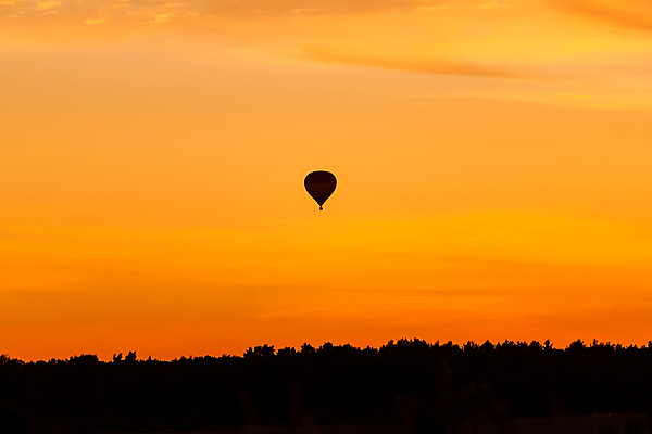 포토 JPG 해외이미지 주간 하늘 풍경 사람없음 야외 일몰 열기구 비행 해외202004 해외포토 자연요소 항공교통 노을 파일형식 이미지허브