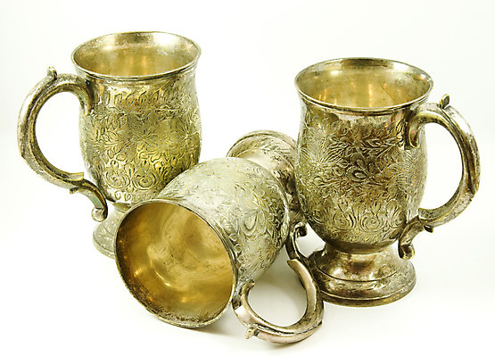 포토 JPG 해외이미지 휴식 맥주 손잡이 사람없음 장식 파티 금속 수확 골동품 뚜껑 마시기 고명 화려 분위기 은색 만족 함선 손질 무거움 옛날 해외202004 해외포토 감정 컬러 컨셉 농업 배_교통 모션 재질 주류 이벤트 무게 파일형식 이미지허브