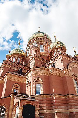 포토 JPG 해외이미지 전통 디자인 유럽 기독교 종교 문화 여행 십자가 건축양식 하늘 엄마 미술 사람없음 건물 빨간색 파란색 컬러풀 성당 교회 여행객 탑 도시 사찰 황금 성자 심볼 사인 러시아 러시아인 신앙심 해외202004 해외포토 서양인 건축물 건축 나라 컬러 가족 종교건축 문화예술 사람 파일형식 이미지허브