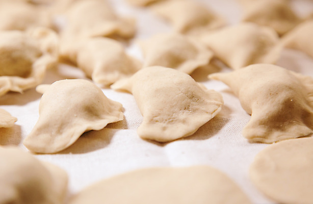 포토 JPG 해외이미지 실내 사람없음 침묵 이탈리아음식 반죽 라비올리 해외202004 해외포토 서양음식 내부 소리 파일형식 이미지허브