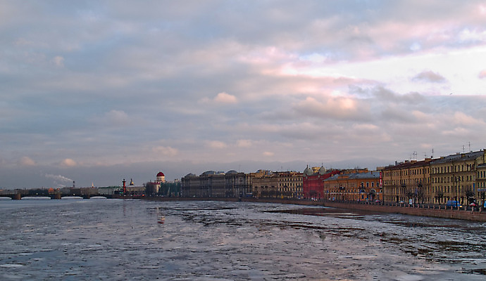 포토 JPG 해외이미지 문화 사람없음 물 강 얼음 봄 오픈 구름다리 기르기 도개교 해외202004 해외포토 자연요소 계절 다리_건축물 돌봄 파일형식 이미지허브