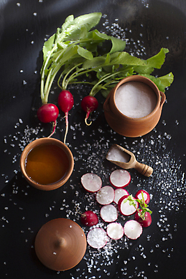 포토 JPG 해외이미지 식물 음식 농업 다이어트 채소 자연 건강 사람없음 빨간색 여름 농작물 정원 봄 시골 신선 갑판 유기농 날것 뿌리 숙성 채식주의자 총각무 해외202004 해외포토 웰빙 계절 산업 컬러 배_교통 무 생태계 채식 파일형식 이미지허브