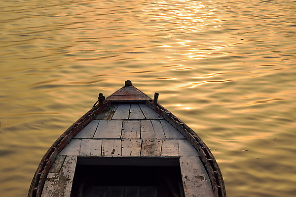 포토 JPG 해외이미지 아시아 여행 요트 교통시설 하늘 표면 아침 휴가 항해 사람없음 목재 물 강 컬러풀 일출 항구 황혼 새벽 수확 도시 보트 역사 승차 크루즈 인도인 속도 질감 함선 북쪽 포트 느림 네비게이션 셔터 옛날 해외202004 해외포토 주간 자연요소 외국인 나무 나라 컬러 교통 농업 배_교통 재료 모션 동양인 노을 일몰 방향 시설 파일형식 이미지허브