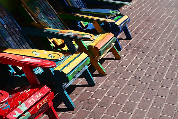 포토 JPG 해외이미지 분홍색 섬 여행 의자 휴가 휴식 바닥 풍경 사람없음 야외 목재 초록색 파란색 컬러풀 노란색 축제 뜨거움 그리기 갑판 라임 옛날 파라다이스 플로리다 해외202004 해외포토 나무 컬러 가구 컨셉 배_교통 과일 재료 모션 미국 파일형식 이미지허브