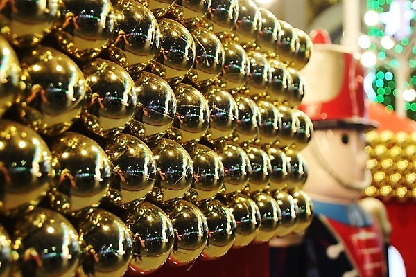 포토 JPG 해외이미지 전통 행복 별 어린이 크리스마스 공 창문 가족 눈사람 지팡이 새로움 기념 프레임 따뜻함 사탕 선물 이벤트 사람없음 야외 내부 장식 빨간색 빛 장난감 산타클로스 축제 화환 군인 축하 아기 소나무 황금 야간 12월 연도 초대 마법 전나무 원뿔 엘리먼트 해외202004 해외포토 자연요소 도형 나무 직업 기념일 꽃 감정 컬러 컨셉 관계 디저트 사람 날짜 국군 파일형식 이미지허브