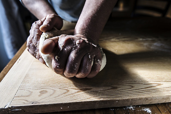 포토 JPG 해외이미지 음식 빵 농업 자연 탁자 피자 건강 요리 사람없음 목재 물 햇빛 케이크 주방 숟가락 힘 젖음 에너지 성장 업무 맛 설탕 시리얼 밀 지중해 순수 준비 상승 반죽 밀가루 소금 먼지 레시피 성분 내추럴 어려움 이스트 해외202004 해외포토 자연요소 나무 산업 바다 가구 컨셉 재료 디저트 곡류 패스트푸드 서양음식 수저 태양 작업 가루 생태계 파일형식 이미지허브