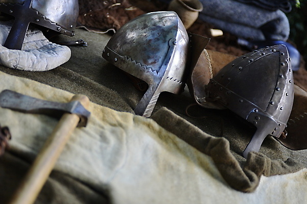 포토 JPG 해외이미지 모양 무기 손잡이 경비 사람없음 장식 세트 금속 힘 수확 칼날 중세 역사 칼 보호 위험 철 복고 군용 싸움 전쟁 보안 날카로움 병정 공정 전사 갑옷 단검 로마인 르네상스 바이킹 옛날 철강 디테일 해외202004 해외포토 컨셉 농업 모션 재질 군대 안전 인종 검 보호장비 파일형식 이미지허브