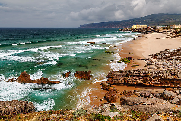 포토 JPG 해외이미지 구름 계절 모래 파도 바다 여행 자연 하늘 휴가 휴식 파노라마 풍경 해변 사람없음 건물 물 여름 빛 햇빛 거품 안개 바위 만 뜨거움 서핑 떨어짐 포르투갈 휴양지 암초 폭풍 대서양 리스본 해외202004 해외포토 자연요소 건축물 유럽 컨셉 날씨 촬영기법 태양 장소 돌_바위 수상스포츠 생태계 파일형식 이미지허브