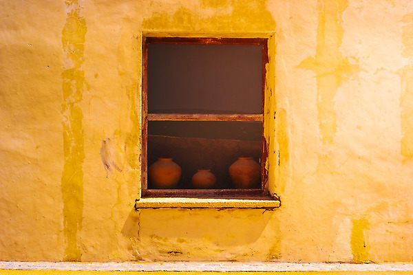 포토 JPG 해외이미지 전통 유럽 문화 음식 벽 백그라운드 창문 벽지 주택 미술 사람없음 장식 물 갈색 노란색 주방 와인 꽃병 추위 수확 골동품 시골 조끼 항아리 도자기 스페인 냄비 컨테이너 오브젝트 질감 복고 점토 토기 꿀 안달루시아 옛날 스타일 카피스페이스 해외202004 해외포토 자연요소 꽃 나라 산업 컬러 농업 문화예술 주류 건물 공백 외투 용기_그릇 솥 파일형식 이미지허브