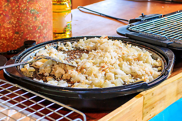 포토 JPG 해외이미지 접시 아시아 음식 바다 백그라운드 잎 채소 오렌지 양파 건강 육류 어류 요리 동양인 사람없음 빨간색 초록색 물 여름 노란색 식당 계란 일본 식사 저녁식사 치킨 샐러드 튀김 흰색 신선 반지 원형 맛 아침식사 먹기 해산물 메뉴 오징어 레시피 후추 노른자 점심식사 해외202004 해외포토 자연요소 도형 식물 식기 계절 나라 컬러 컨셉 과일 식재료 장신구 모션 연체동물 인종 상점 알 수중동물 향신료 닭고기요리 파일형식 이미지허브