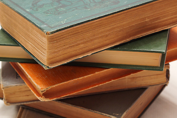 포토 JPG 해외이미지 영어 교육 학교 사람없음 책 독서 쌓기 클래식 도서관 읽기 문학 중고 해외202004 해외포토 문자 컨셉 모션 파일형식 이미지허브