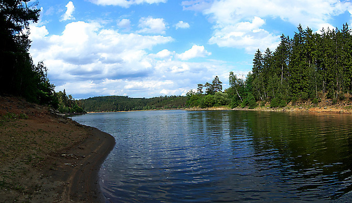 포토 JPG 해외이미지 식물 구름 라이프스타일 디자인 밭 자연 하늘 잔디 사람없음 야외 초록색 여름 파란색 강 반사 환경 정원 침묵 봄 젖음 물방울 신선 분위기 닫기 떨어짐 숲 지역 정중 해외202004 해외포토 자연요소 계절 컬러 컨셉 농업 모션 생활 소리 생태계 파일형식 이미지허브